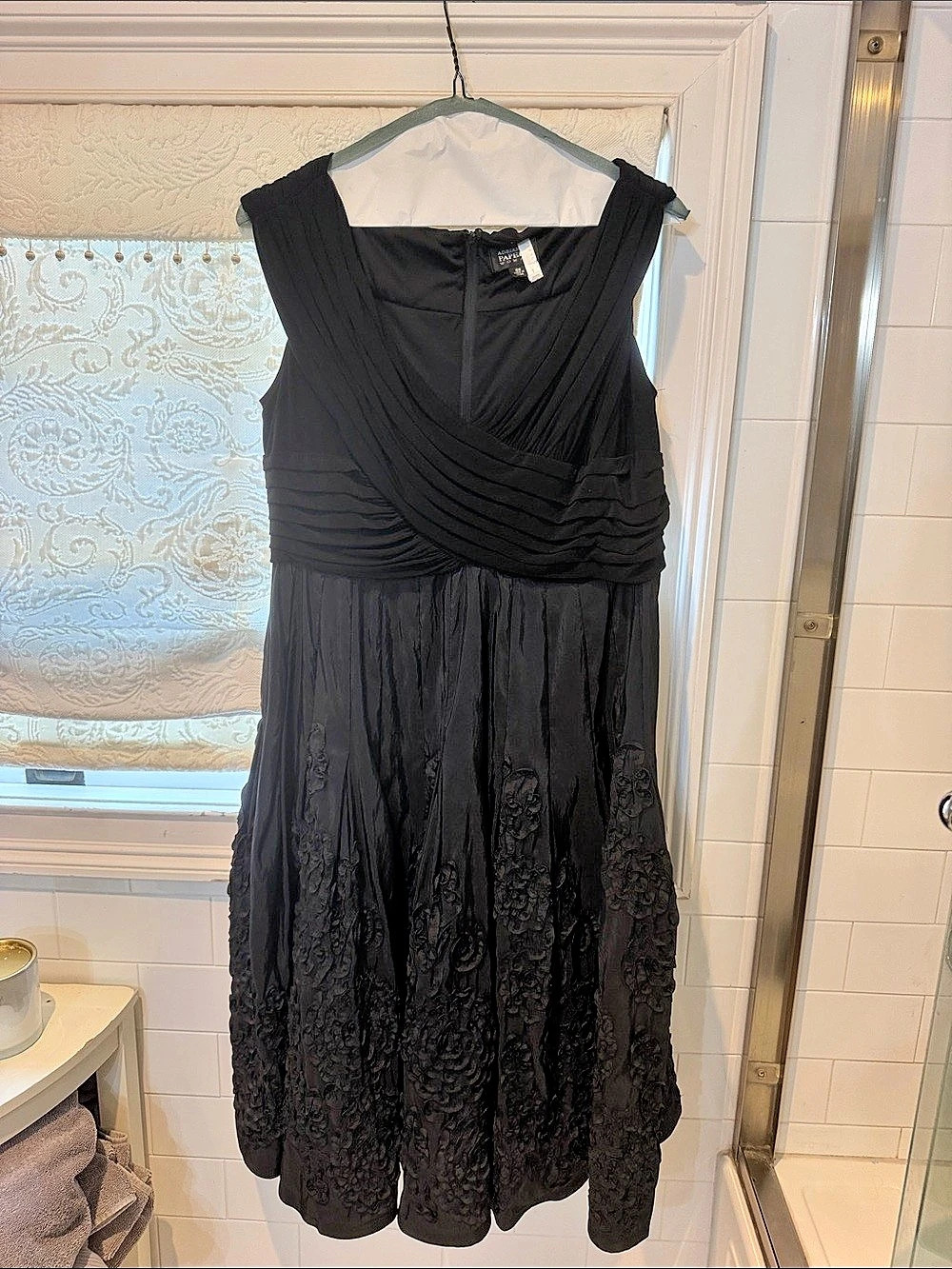 Adrianna Papell Ruched Lace Midi Dress in Black Size 16W Like New